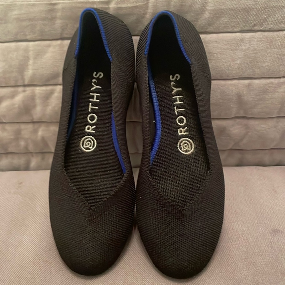 Rothy’s black round toe flats shoes size 6,5 super comfy travel office